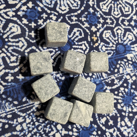 Scotch Rocks ( Free With $50.00 Purchase) - Picture 2 of 3